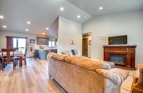 Moses Lake House | Charming Home ~ Half-Mi to Potholes State Park