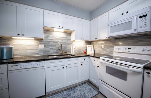 Merriam Condo | Charming Overland Park Retreat near KC Attractions