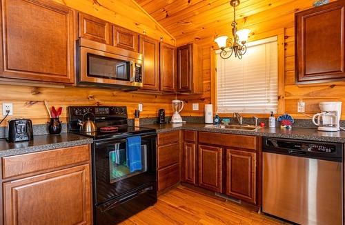 Draper House | Charming riverside with stunning views, cozy interiors, full amenities, and spacious decks.