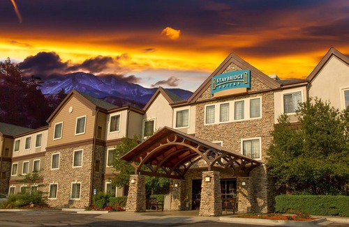 Briargate Condo | Charming Suite in Colorado Springs, Great for Business Travel! Pool Access
