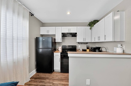 Vickery Meadow Apartment | Charming Sutton 1BR Getaway