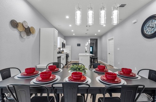 Denver Heights Cottage | Charming Walkable 4 Br/2.5 BA Near Dtown Riverwalk