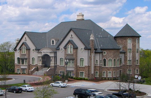 I-435 West KC-KS Hotel | Chateau Avalon, Ascend Hotel Collection