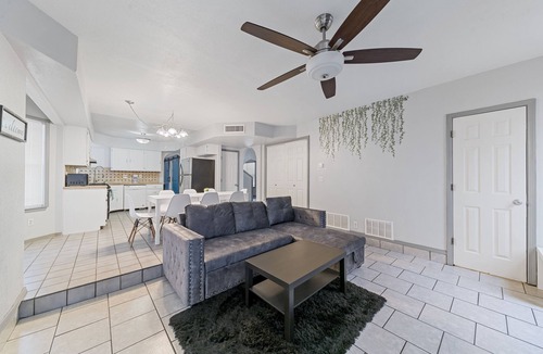 El Paso House | Cheerful 4-Bedroom near Mountains of West El Paso