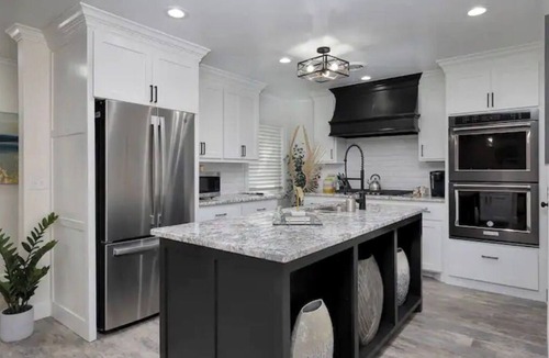 Amarillo House | Cheerful Oasis|3bd 2bath|Central Location|FamIlies