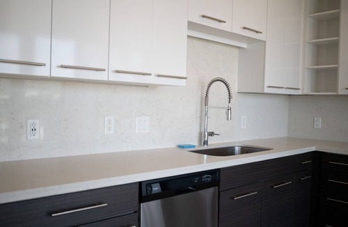 Midtown Apartment | Chic 1-bedroom apartment in vibrant Houston with AC, WiFi, fitness room, Balcony