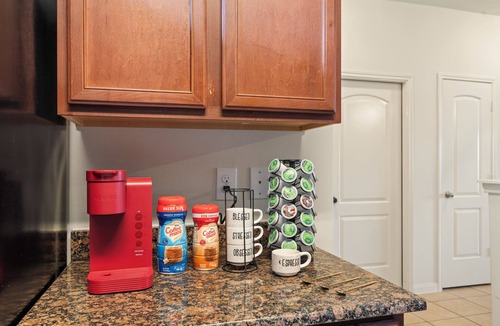 Humble House | Chic and Cozy 5 bedroom house w 10 minutes to IAH