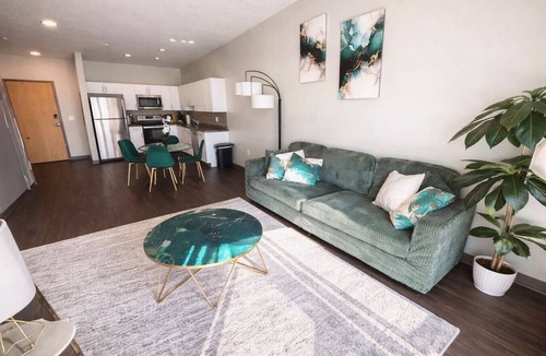 Downtown Des Moines Apartment | Chic Des Moines 1BR with Amenities & Prime Location