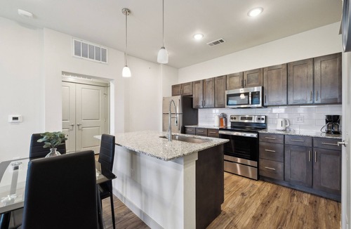Cleburne Apartment | Chisholm Trace 734 I Spacious 1 Bed 1 Bath