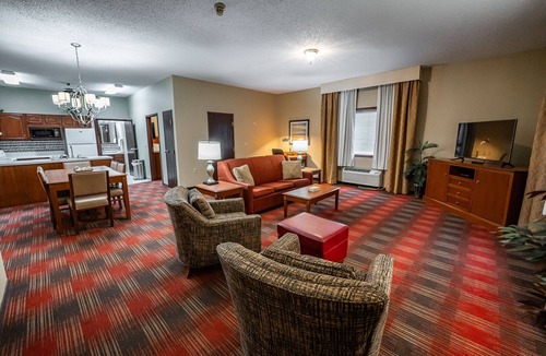 Chillicothe Hotel | Christopher Inn and Suites