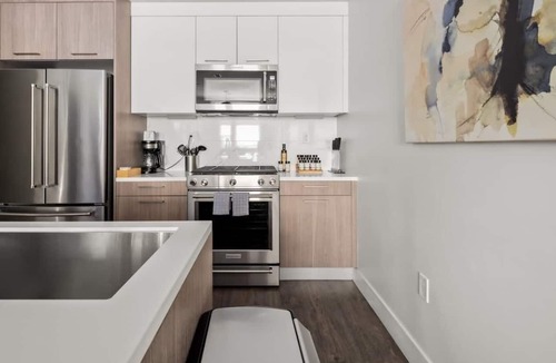 Highland Condo | City Views | Lifestyle Loft | Zuni Lofts