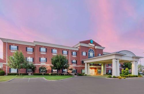 Sulphur Springs Hotel | Clarion Pointe Sulphur Springs