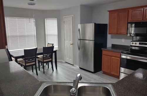 Medina Valley House | Clean 3 bedroom 2 bath residential home