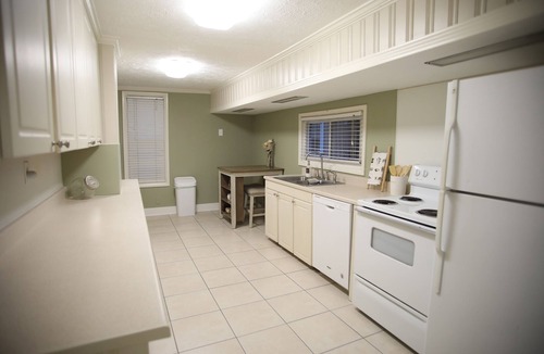 Millard House | CLEAN HOME in Millard! 15 min to pumpkin patch. Centrally located. Book now!