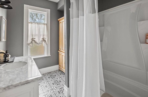 Waitsburg House | Close to Wine Country - Quiet, Historic Home in Waitsburg
