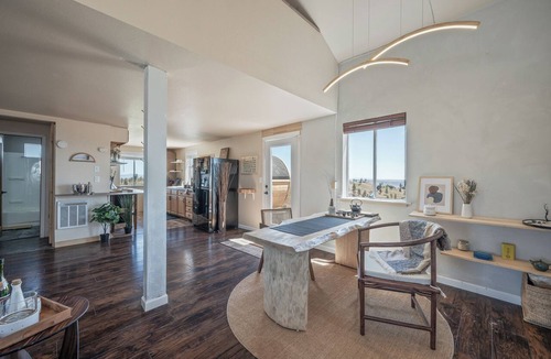Brewster Villa | CloudDrift Villa - Romantic MountainTop Getaway with Spa, Sauna and Amazing View