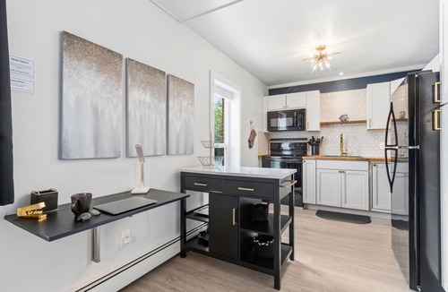 University Park Apartment | Coastal Comfort | Steps from CSU, Pool, Gym, Sauna