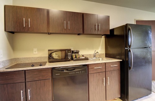 Bloomfield Hotel | Cobblestone Inn & Suites - Bloomfield