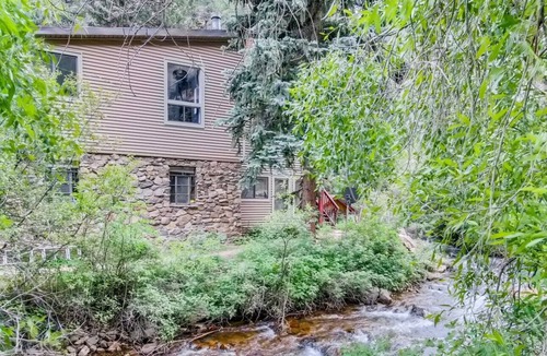 Idaho Springs Condo | Cobblestone: Relax and Play Creekside Studio Condo