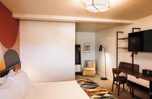 Hale Apartment | Color Pop Oasis | La Vista Motel | 209
