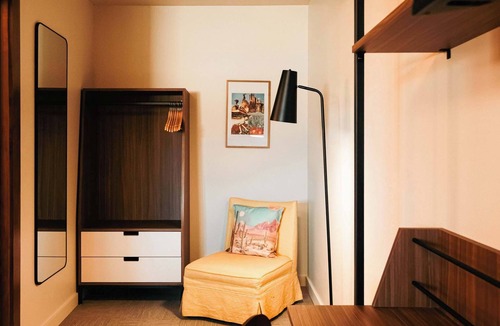 Hale Apartment | Color Pop Oasis | La Vista Motel | 209