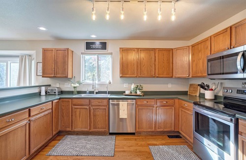 Roxborough House | Colorado Foothills Escape-Monthly Stay-Large Yard