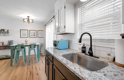 Wichita Apartment | Come and enjoy our coastal themed 2 bed, 1 bath apartment