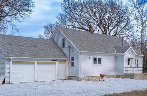 Martell House | Come Stay at Our Family Air B & B