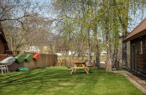 Oroville House | Come to Oroville and stay at the Robbins Nest, your home away from home.