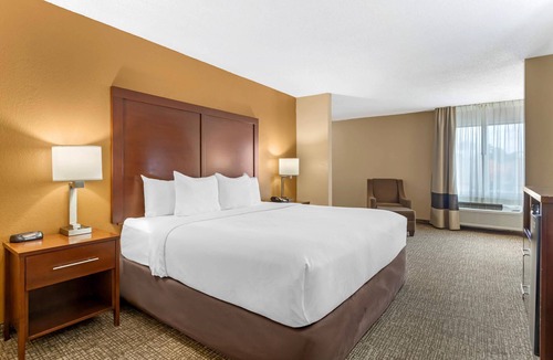 Conroe Hotel | Comfort Inn North Conroe