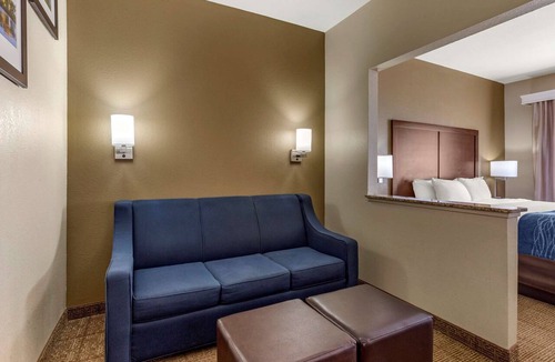 Northeast Heights Hotel | Comfort Inn & Suites Alameda at Albuquerque Balloon Fiesta Park