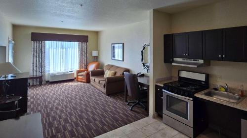 Beeville Hotel | Comfort Inn & Suites Beeville