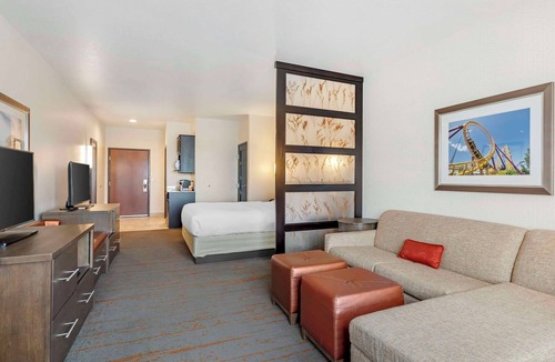 Brighton Hotel | Comfort Inn & Suites Brighton Denver NE Medical Center