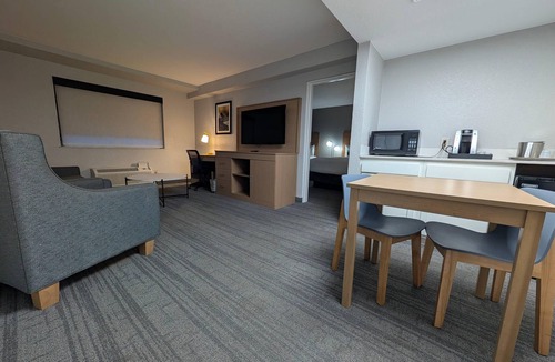 Denver West Hotel | Comfort Inn & Suites Golden – Denver West