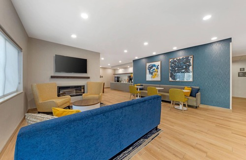 Oklahoma City Hotel | Comfort Inn & Suites Oklahoma City North - Quail Springs