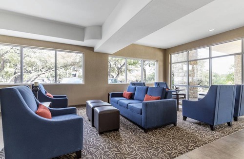 Wetmore Hotel | Comfort Suites Medical Center Near Six Flags