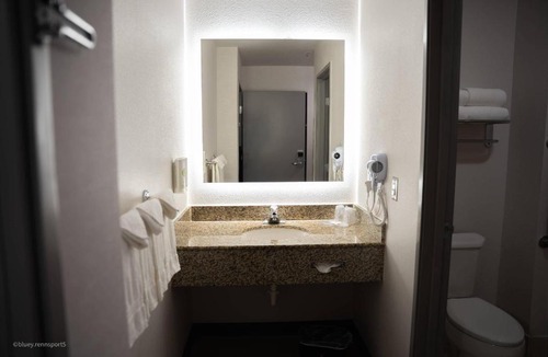 Tukwila Hotel | Comfort Suites Airport Tukwila Seattle