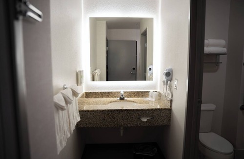 Tukwila Hotel | Comfort Suites Airport Tukwila Seattle