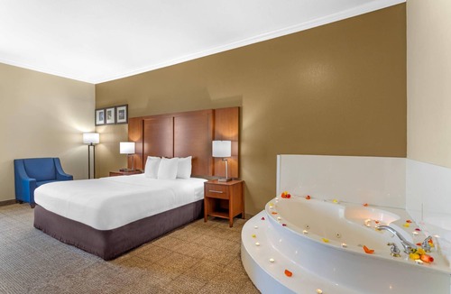 Deer Park Hotel | Comfort Suites Deer Park Pasadena