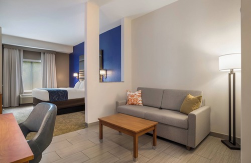 Denham Springs Hotel | Comfort Suites Denham Springs