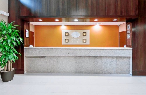 Barker Hotel | Comfort Suites Houston West at Clay Road