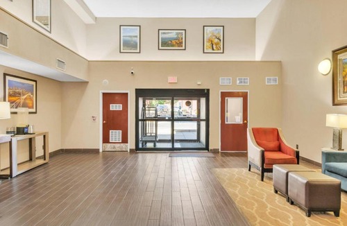 Lakewood Hotel | Comfort Suites Lakewood - Denver