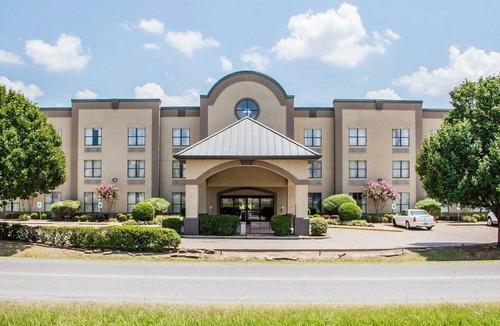 McAlester Hotel | Comfort Suites McAlester