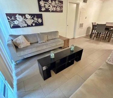 Astrodome Apartment | Comfortable 1 King bed 1 bath in TMC and near NRG
