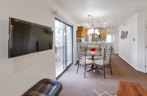Englewood Apartment | COMFORTABLE CONDO IN THE DENVER TECH CENTER/GREENWOOD VILLAGE!
