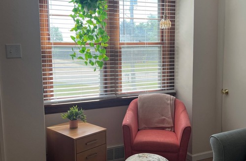Belleville House | Comfortable Duplex in Belleville