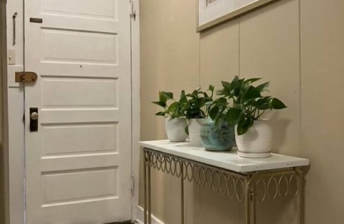 Freetown - Port Rico Apartment | Comfortable Private 1BR Retreat