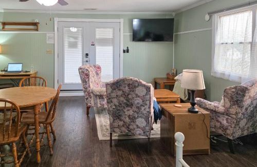 Nauvoo Apartment | Comfy, Freshly Remodeled Apt Near Nauvoo Temple