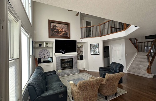 Fort Collins House | Comfy room in a large, beautiful, quiet and safe home centrally located in NoCo!