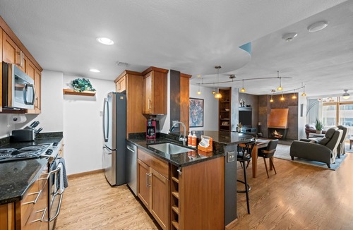 LoDo Condo | Condo in the Sky - Amazing Views - Gym
